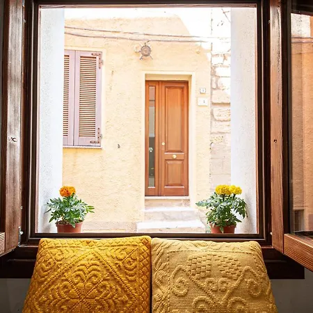 Romantic Loft With Jacuzzi In The Castle