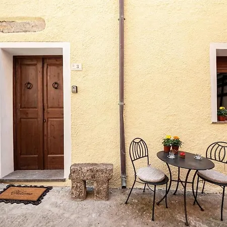 Romantic Loft With Jacuzzi In The Castle